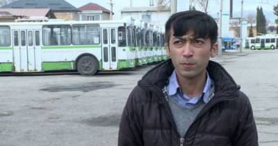 Водители троллейбусов в Душанбе сетуют на урезанные зарплаты