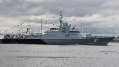 Российские моряки отработали заступление кораблей на боевое дежурство в Черном море