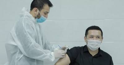 Жителей Ташкента пригласили поучаствовать в испытаниях китайской вакцины от COVID-19