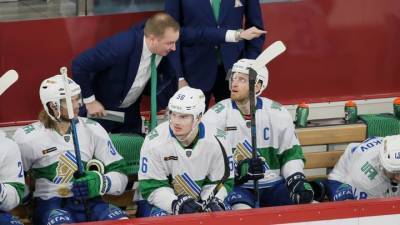 Хоккеисты "Салавата Юлаева" одолели на выезде "Сибирь"