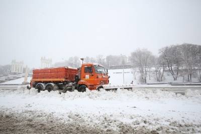 Губернатор Волгоградской области поручил усилить работу дорожных служб