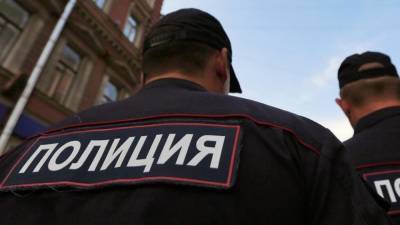 Полицейским пришлось штурмовать работающее после полуночи московское кафе