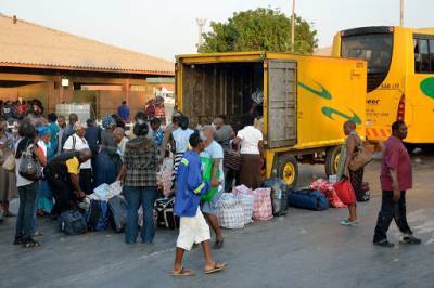 Из-за COVID-19: на границе ЮАР в очередях умерли 15 человек