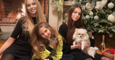 Оля Полякова не покупает подарки своим дочерям