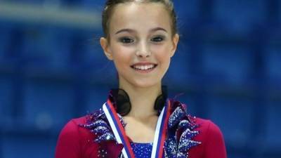 Щербакова взяла золотую медаль на чемпионате России по фигурному катанию