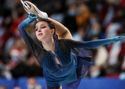 Анна Щербакова стала трехкратной чемпионкой России по фигурному катанию