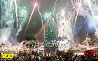 Скандальная киевская елка - в топе лучших в Европе: фото всех новогодних красавиц