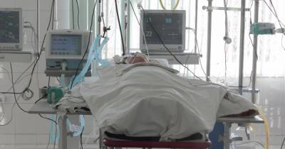 Российские медики спасли пациента со 100-процентным поражением легких