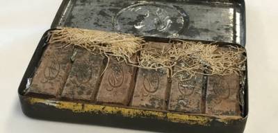 В Австралии нашли коробку шоколадных конфет возрастом более 120 лет — подарок королевы Виктории (ФОТО)