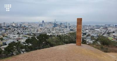 Загадочный монолит из имбирных пряников появился в Сан-Франциско