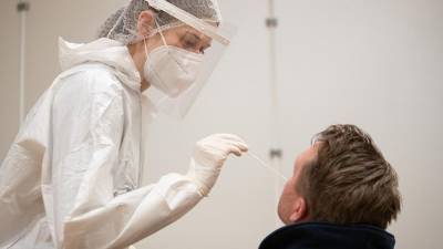 В Канаде выявили два случая заражения британским штаммом коронавируса