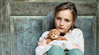 6 признаков того, что у ребенка начинается депрессия: как распознать первые симптомы?