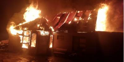 В Одесской области из-за замыкания электропроводки гирлянды полностью сгорел жилой дом