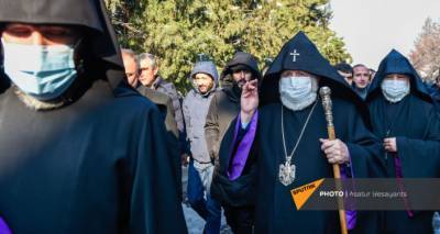 Церковь вправе выражать свое мнение о событиях в Армении – Гарегин II