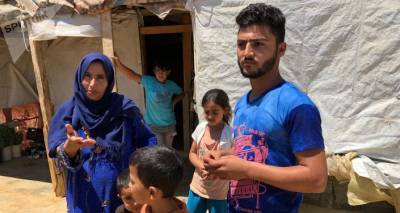 Жители Ливана вступили в конфликт с сирийскими беженцами и подожгли их лагерь