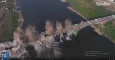 В Китае взорвали 760-метровый мост: видео масштабного взрыва попало в соцсети