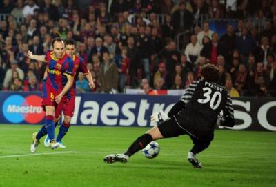 Гол дня: Барселона вспомнила, как Иньеста забивал Шахтеру