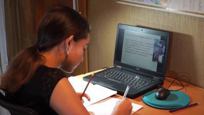 Онлайн-обучение в школах Москвы станет доступно в регионах
