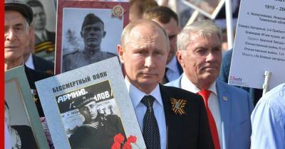 Песков рассказал об "огромной ошибке" Зеленского, обидевшей Путина
