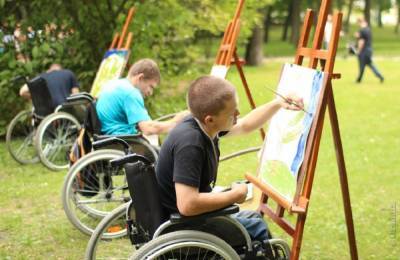 Проект по арт-терапии для детей с особыми потребностями стартует в Тверской области
