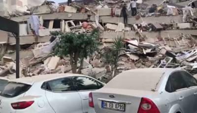 Люди в панике выбегали из домов: землетрясение всколыхнуло страну, детали