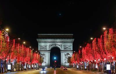 Во Франции призвали граждан не праздновать Новый год