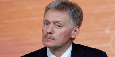 В Кремле заявили, что урегулирование на Донбассе становится все сложнее и обвинили Киев в пассивности