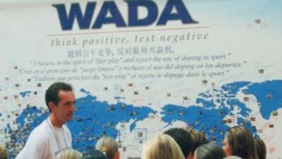 Лавров заявил о необходимости защищать WADA от США