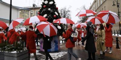 В первое воскресенье без анонсированного марша белорусы все равно вышли на протест: задержаны более 20 человек
