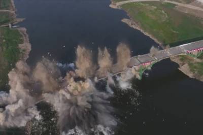 В Китае произошел масштабный взрыв: 760-метровый мост исчез за 10 секунд. Видео