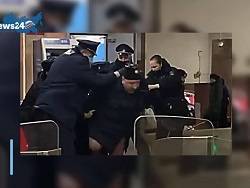Радио Свобода: В Москве пассажир метро умер во время задержания полицией