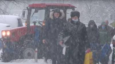 Штормовой ветер, гололед и мокрый снег: Диденко рассказала, какой будет погода в понедельник, 28 декабря