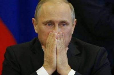 «Путин в шоке»: молодежь российскому журналисту грянула гимн Украины. ВИДЕО