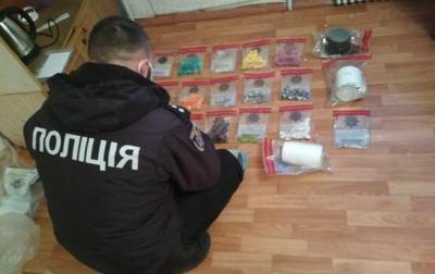 В Николаеве хозяйка нашла у квартиранта наркотики и сдала его в полицию