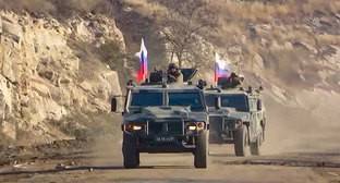 Миротворцы сопроводили восемь колонн азербайджанских военных в Нагорном Карабахе