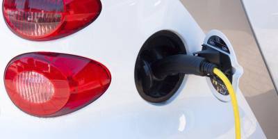 Япония планирует отказаться от бензиновых автомобилей в ближайшие 15 лет