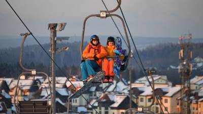 Любителей активного отдыха пригласили на горнолыжные курорты Подмосковья