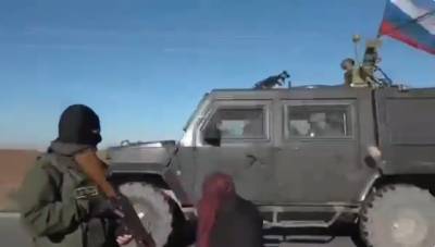 В Сирии подвергся атаке броневик российских военных: видео