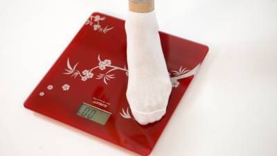 Эксперты рассказали, как не набрать лишний вес в новогодние праздники