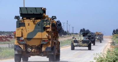 Российские военные проводят занятия для сирийской армии в Идлибе