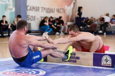 Первенство и чемпионат Сахалинской области по мас-рестлингу провели в Поронайске