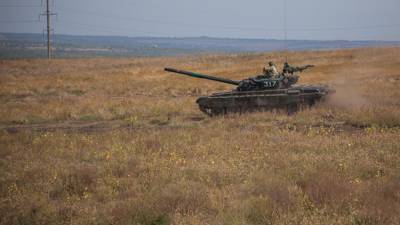 Половина танкистов ВСУ в Донбассе не умеют водить бронетехнику