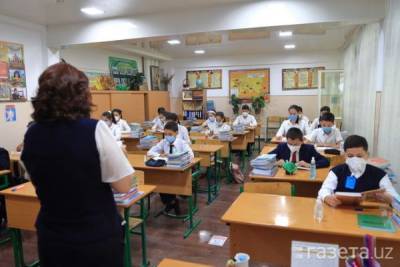 В школах Узбекистана возобновят отмененные из-за пандемии уроки