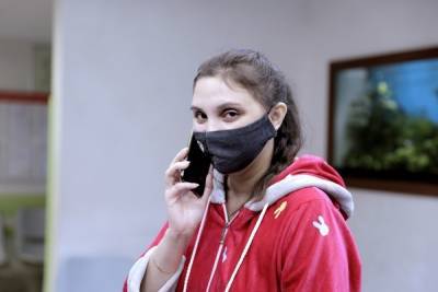 Новосибирские кардиохирурги спасли девушку с «грудью сапожника»