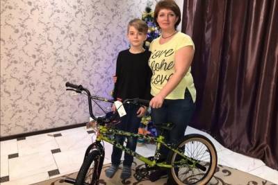 Ставропольский губернатор подарил велосипед выздоровевшему мальчику