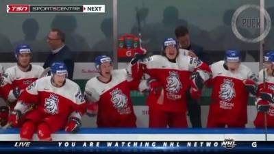 Сборная России проиграла команде Чехии в матче хоккейного МЧМ