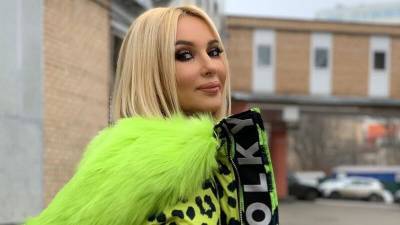Кудрявцева обратилась к фанатам за помощью из-за болезни дочери
