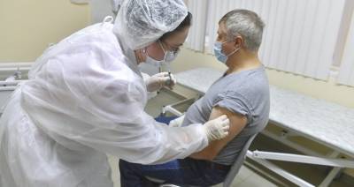 В Москве открылась запись на вакцинацию жителей старше 60 лет