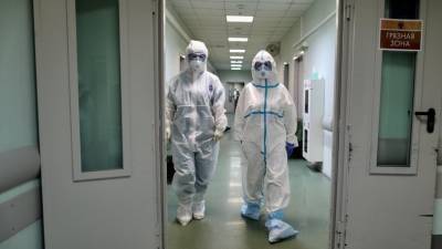 Число случаев коронавируса в России выросло на 27 787