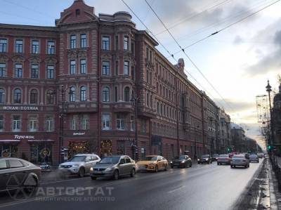 В Москве рынок автомобилей с пробегом падает, а в Петербурге – растет